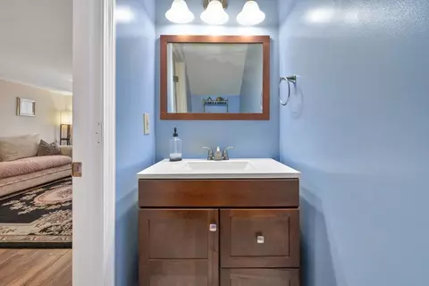 33 Maplewood Ave #16, Gloucester, MA 01930 photo 9