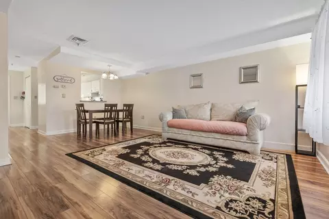 33 Maplewood Ave #16, Gloucester, MA 01930 photo 4