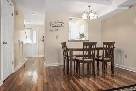 33 Maplewood Ave #16, Gloucester, MA 01930 photo 6