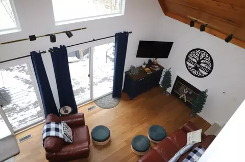 6 Path Rd, Tolland, MA 01034 photo 10