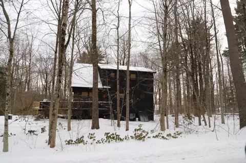 6 Path Rd, Tolland, MA 01034 photo 3