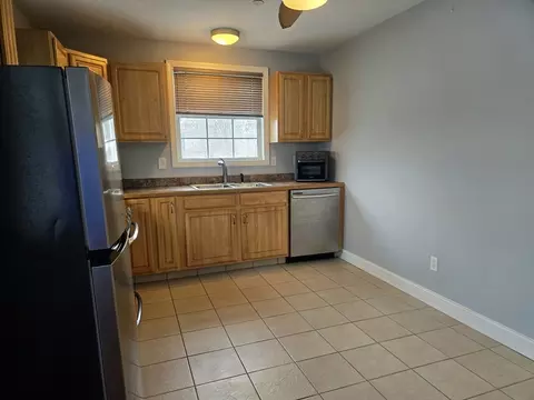 303 Eagle St #C, Fall River, MA 02721 photo 10