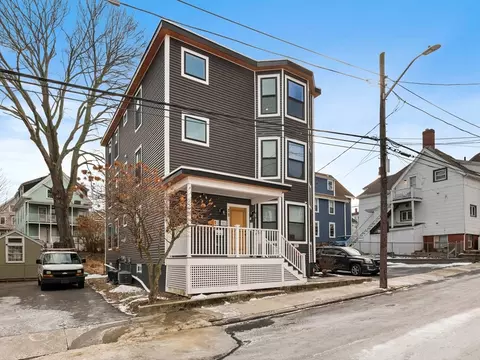 11 Seymour Ave #3, Lynn, MA 01902
