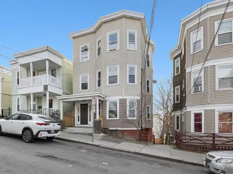 75 Bellingham St, Chelsea, MA 02150