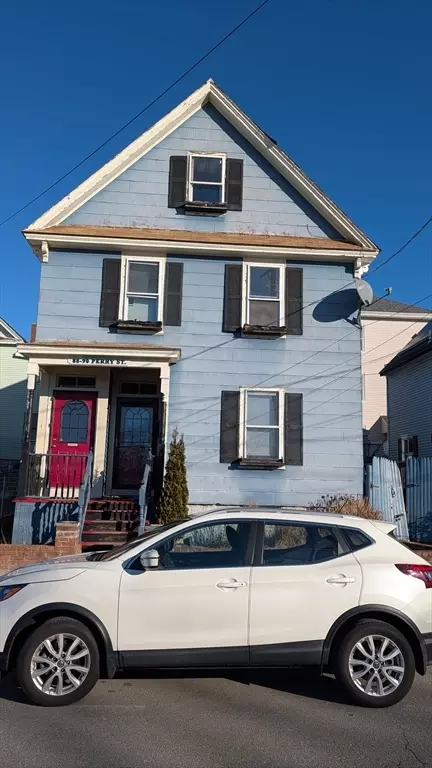 88-90 Perry St, Lowell, MA 01852