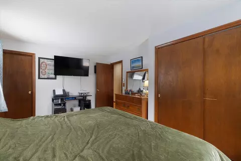 65 Lakeview Ave, Athol, MA 01331 photo 17