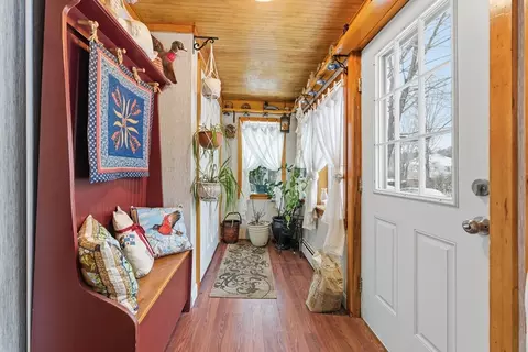 45 Pike St, Athol, MA 01331 photo 3