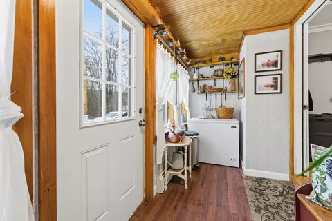 45 Pike St, Athol, MA 01331 photo 4
