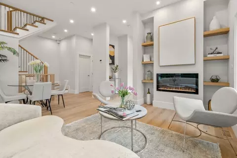 2202 Commonwealth Ave #1, Newton, MA 02466
