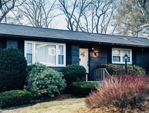 3 Eagle Rock Rd, Randolph, MA 02368