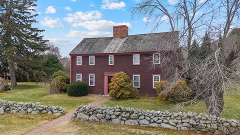 7 Lower Grn, Newbury, MA 01951