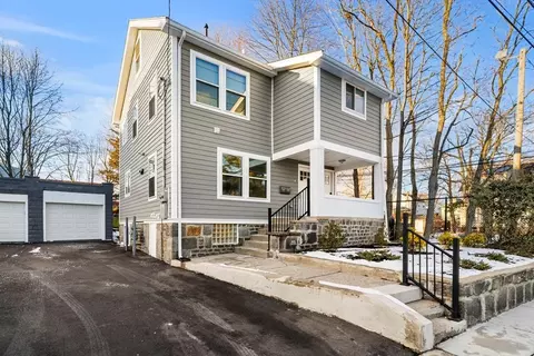 8 Faunce Rd #A, Mattapan, MA 02126