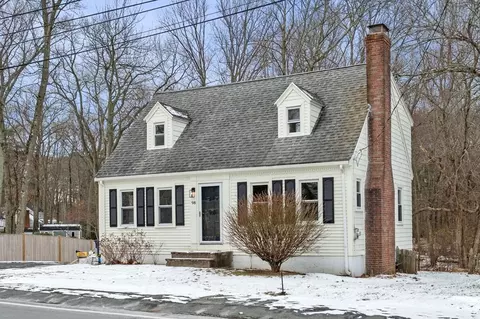 98 John Carver Rd, Reading, MA 01867