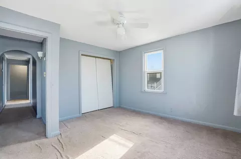 364 Tecumseh St, Fall River, MA 02721 photo 16