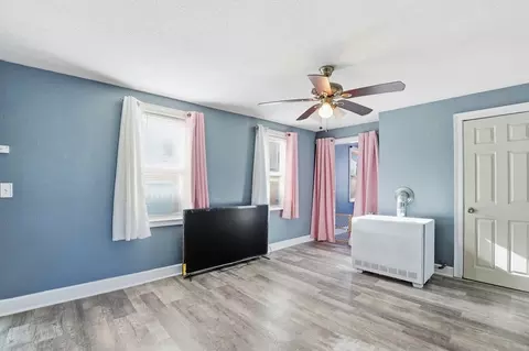 364 Tecumseh St, Fall River, MA 02721 photo 2