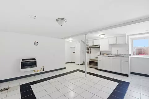 364 Tecumseh St, Fall River, MA 02721 photo 26
