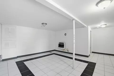 364 Tecumseh St, Fall River, MA 02721 photo 28