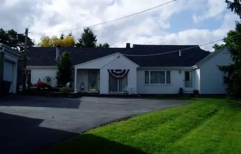 Exterior - 245 Dwelly St, Fall River, MA 02724 photo 2 of 2