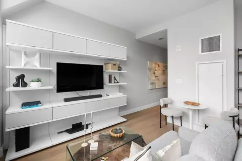 100 Shawmut Ave #205, Boston, MA 02118