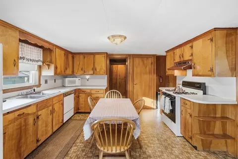 21-23 Eastern Ave, Woburn, MA 01801 photo 3