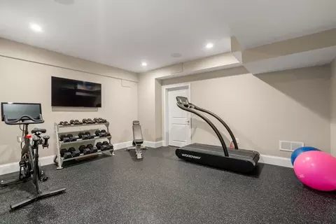 161 Farm St, Dover, MA 02030 photo 30