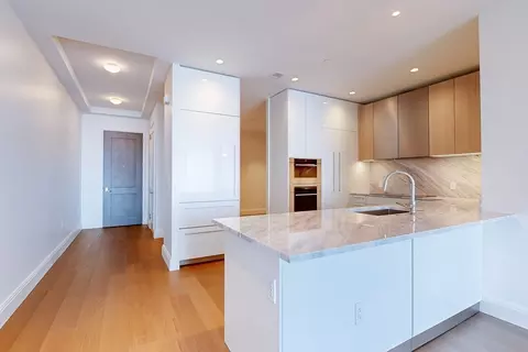 240 Devonshire St #3809, Boston, MA 02110