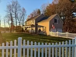 1565 West St, Wrentham, MA 02093