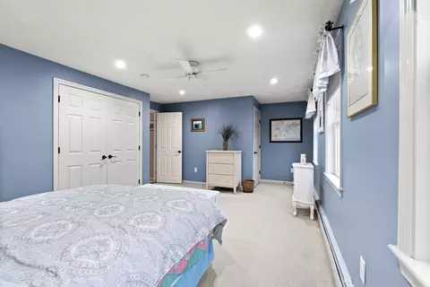 Bedroom - 27 Folger Ave, Beverly, MA 01915 photo 5 of 6
