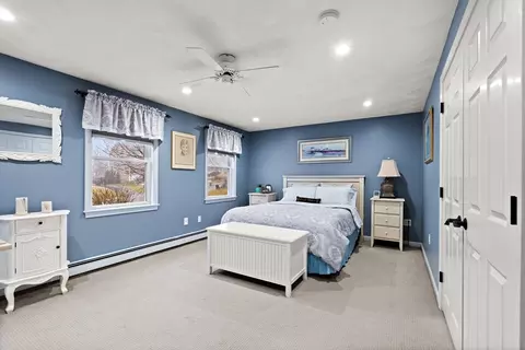 Bedroom - 27 Folger Ave, Beverly, MA 01915 photo 3 of 6