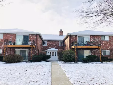 37 Fountain Ln #6, Weymouth, MA 02190