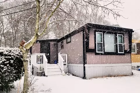 3040 Cranberry Hwy #34, Wareham, MA 02538