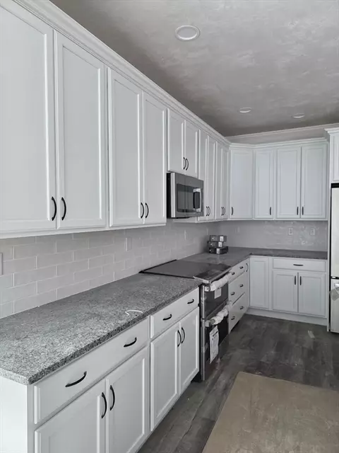 10 Fidelity Dr #5, Rutland, MA 01543