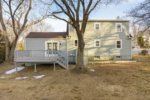Exterior - 38 Conlyn Ave, Franklin, MA 02038 photo 8 of 10