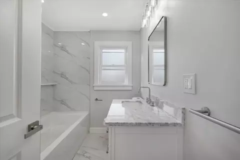 Bath - 38 Conlyn Ave, Franklin, MA 02038 photo 1 of 2