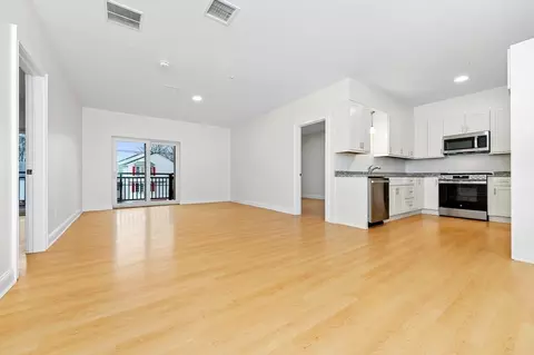 10 Franklin Ave #300, Revere, MA 02151