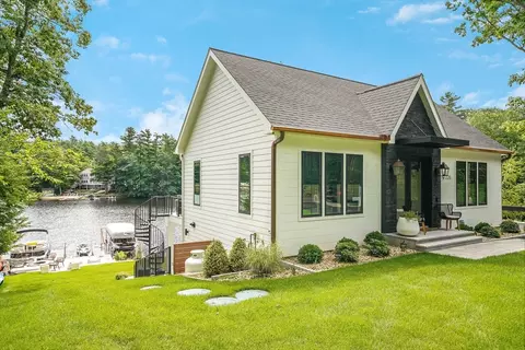 226 Lakeview Dr, Winchendon, MA 01475