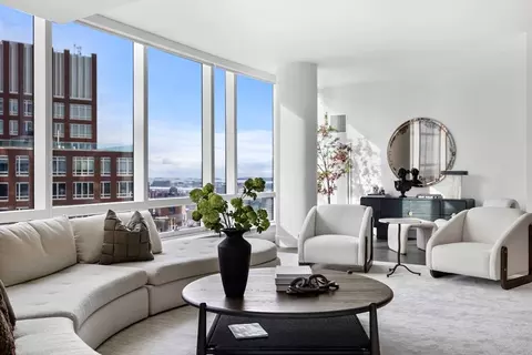 430 Stuart St #27D, Boston, MA 02116