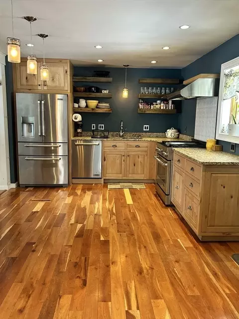 552 Dwight Rd, Springfield, MA 01108 photo 12