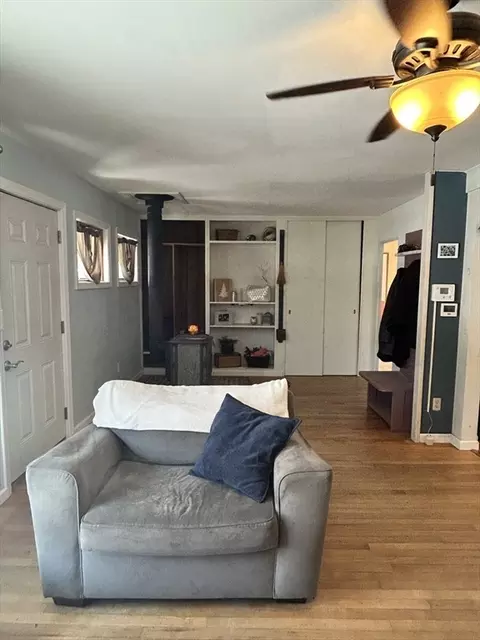 552 Dwight Rd, Springfield, MA 01108 photo 7