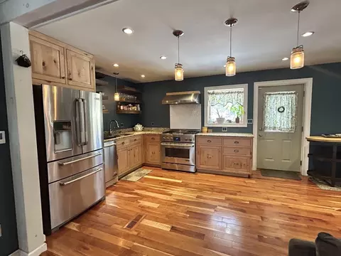 552 Dwight Rd, Springfield, MA 01108 photo 11