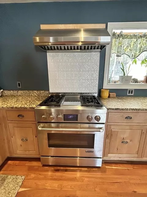 552 Dwight Rd, Springfield, MA 01108 photo 17