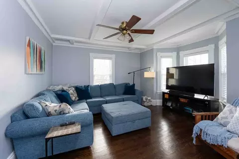 Living - 6 Monroe Ct, Gloucester, MA 01930 photo 1 of 2