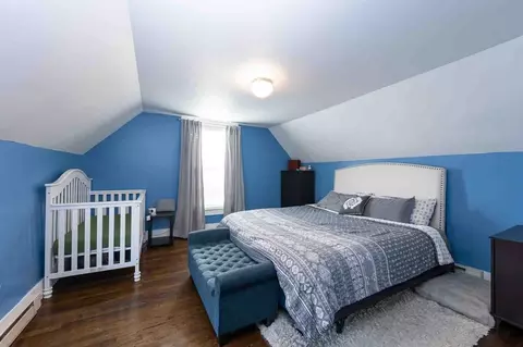 Bedroom - 6 Monroe Ct, Gloucester, MA 01930 photo 1 of 5