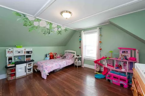 Bedroom - 6 Monroe Ct, Gloucester, MA 01930 photo 4 of 5