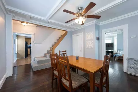 Entry Way - 6 Monroe Ct, Gloucester, MA 01930 photo 5 of 8