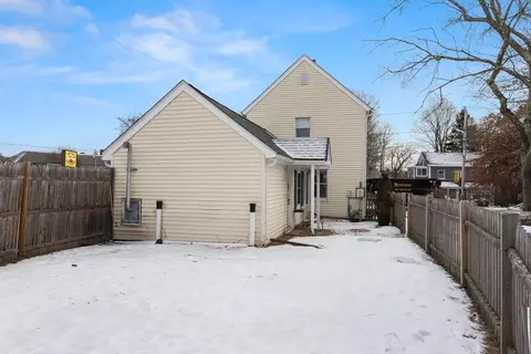 Exterior - 11 Central St, Georgetown, MA 01833 photo 5 of 10