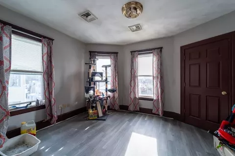 6 Lund St, Worcester, MA 01607 photo 8