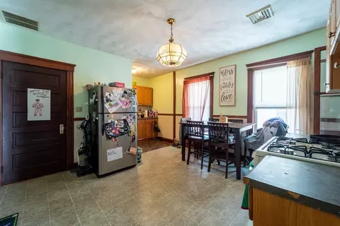 6 Lund St, Worcester, MA 01607 photo 4