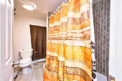 2106 Meridian St, Fall River, MA 02720 photo 15