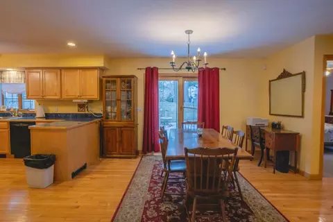 Dining - 10 Pine Lake Dr, Wareham, MA 02571 photo 3 of 3